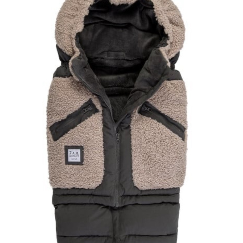7 A.M. Enfant Cozy Black and Tan Stroller Footmuff